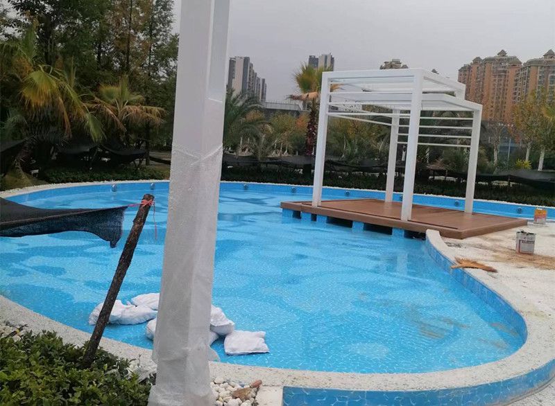 武漢室外游泳池防水膠膜材料施工案例