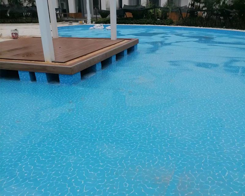 冬季戶外露天泳池膠膜應該如何處理維護